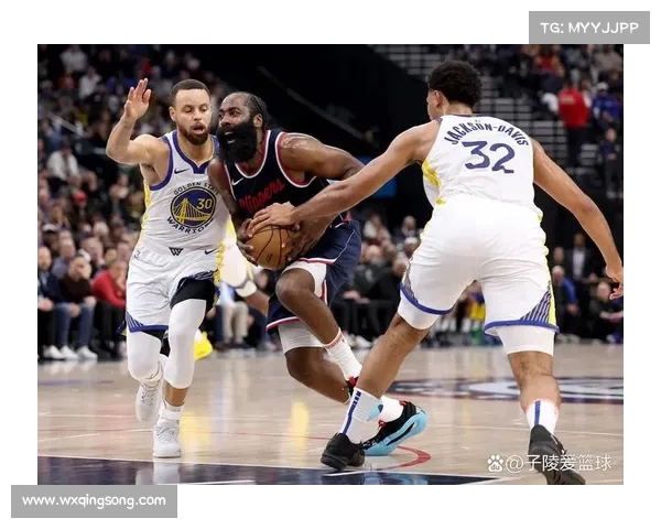 深度解析NBA赛前对决热点:双方阵容对比、战术布局与关键球员表现分析 深度解析NBA赛前对决热点:双方阵容对比、战术布局与关键球员表现分析