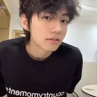 邴裕梅